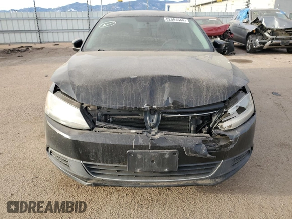2014 Volkswagen Jetta TDI w/Premium with VIN 3VW3L7AJ7EM412700, listed as a Copart auction lot 82004544 with 157,399 mi miles and Salvage title. Bid and sale history available at DreamBid. Image 5.