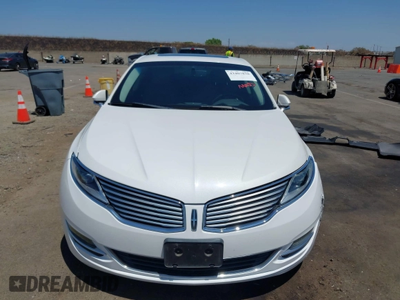 2013 Lincoln MKZ with VIN 3LN6L2JK2DR800880, listed as a IAAI auction lot 42407838 with 126,484 mi miles and . Bid and sale history available at DreamBid. Image 12.