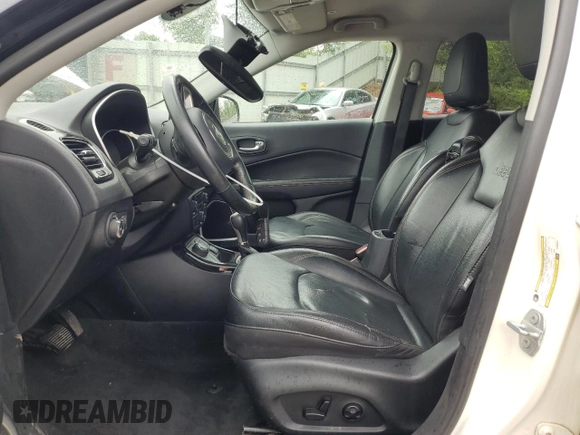 2019 Jeep Compass Limited with VIN 3C4NJDCB6KT656927, listed as a Copart auction lot 61335335 with 81,986 mi miles and Clean title. Bid and sale history available at DreamBid. Image 7.
