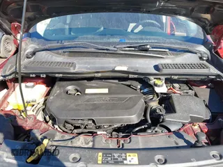 2015 Ford Escape SE with VIN 1FMCU9GX7FUC33881, listed as a IAAI auction lot 41397702 with 157,914 mi miles. Bid and sale history available at carsss.com. Image 10.