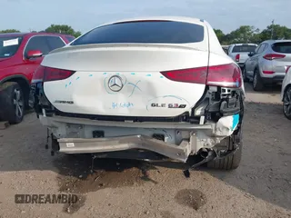 2022 Mercedes-Benz GLE 63 S AMG with VIN 4JGFD8KB2NA767714, listed as a IAAI auction lot 42359544 with 55,544 mi miles and . Bid and sale history available at DreamBid. Image 17.