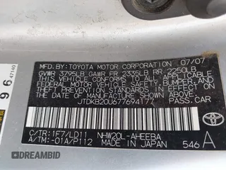 2007 Toyota Prius z VIN JTDKB20U677694177, wystawiony jako IAAI lot #42408658 z przebiegiem 261 175 mil mil oraz . Historia ofert i sprzedaży dostępna na DreamBid. Obrazek 9.