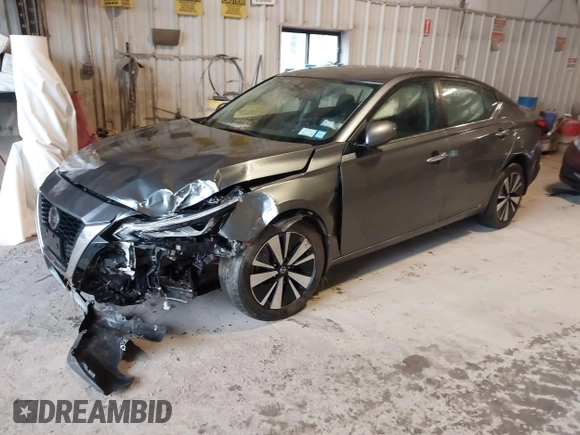 2022 Nissan Altima SV z VIN 1N4BL4DW8NN406517, wystawiony jako IAAI lot #42220335 z przebiegiem 64 680 mil mil oraz . Historia ofert i sprzedaży dostępna na DreamBid. Obrazek 2.