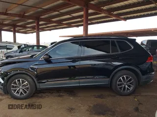 2018 Volkswagen Tiguan SEL z VIN 3VV3B7AX1JM036551, wystawiony jako IAAI lot #42170151 z przebiegiem 97 506 mil mil oraz . Historia ofert i sprzedaży dostępna na DreamBid. Obrazek 14.