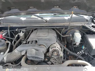 2010 Chevrolet Silverado 1500 LT with VIN 1GCSKSE39AZ271363, listed as a IAAI auction lot 41882454 with 96,210 mi miles. Bid and sale history available at carsss.com. Image 10.
