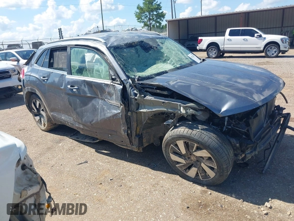 2024 Volkswagen Atlas SE with VIN 1V2HE2CA2RC216298, listed as a IAAI auction lot 42732914 with Not provided miles and . Bid and sale history available at DreamBid. Image 1.