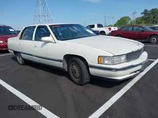 1995 Cadillac DeVille z VIN 1G6KD52BXSU278072, wystawiony jako IAAI lot #42036812 z przebiegiem 149 180 mil mil oraz . Historia ofert i sprzedaży dostępna na DreamBid. Obrazek 1.