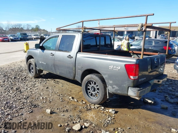 2005 Nissan Titan SE with VIN 1N6AA07BX5N502188, listed as a IAAI auction lot 41458002 with 207,154 mi miles. Bid and sale history available at carsss.com. Image 3.