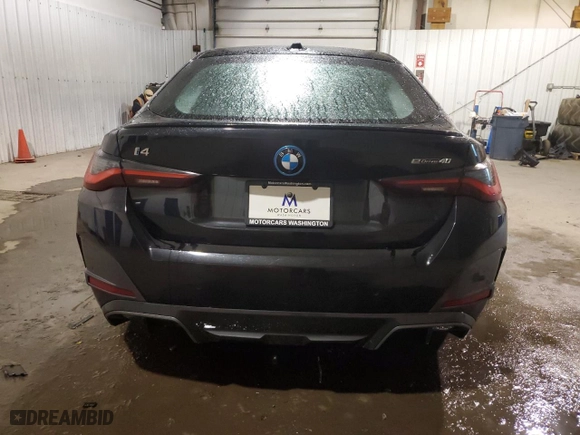 2022 BMW i4 eDrive40 with VIN WBY73AW02NFM83593, listed as a Copart auction lot 69718443 with 3,352 mi miles. Bid and sale history available at carsss.com. Image 6.