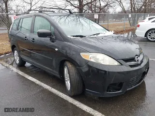 2006 Mazda Mazda5 Sport with VIN JM1CR29L460105886, listed as a IAAI auction lot 41516996 with 186,741 mi miles. Bid and sale history available at carsss.com. Image 1.