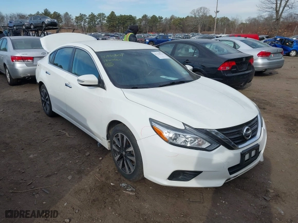 2018 Nissan Altima 2.5 SL with VIN 1N4AL3AP6JC184830, listed as a IAAI auction lot 41330554 with 93,955 mi miles. Bid and sale history available at carsss.com. Image 1.