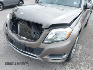 2014 Mercedes-Benz GLK 350 with VIN WDCGG5HB0EG326077, listed as a IAAI auction lot 42041401 with 122,087 mi miles and . Bid and sale history available at DreamBid. Image 17.
