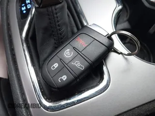 2018 Jeep Grand Cherokee Altitude with VIN 1C4RJFAG2JC284301, listed as a IAAI auction lot 41832657 with 97,160 mi miles and . Bid and sale history available at DreamBid. Image 11.