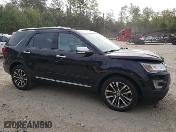2017 Ford Explorer Platinum z VIN 1FM5K8HT9HGD50285, wystawiony jako Copart lot #54277795 z przebiegiem 88 836 mil mil oraz Szkoda całkowita • Salvage title. Historia ofert i sprzedaży dostępna na DreamBid. Obrazek 4.