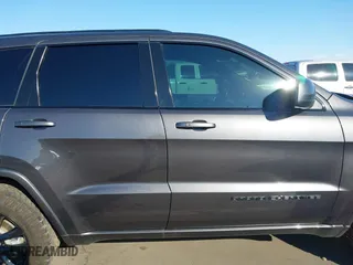 2021 Jeep Grand Cherokee Laredo X with VIN 1C4RJEAG2MC785610, listed as a IAAI auction lot 40578955 with 58,213 mi miles. Bid and sale history available at carsss.com. Image 13.