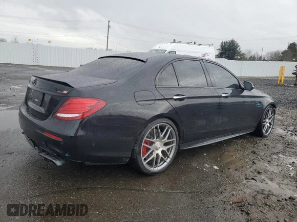 2019 Mercedes-Benz E 63 S AMG with VIN WDDZF8KB0KA557478, listed as a Copart auction lot 43457895 with 23,736 mi miles and Salvage Title. Bid and sale history available at DreamBid. Image 3.