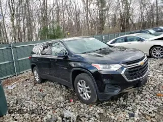 2019 Chevrolet Traverse LS with VIN 1GNEVFKW5KJ202560, listed as a Copart auction lot 81974464 with 106,597 mi miles and Salvage Title. Bid and sale history available at carsss.com. Image 12.