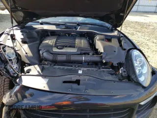 2018 Porsche Cayenne z VIN WP1AA2A26JKA05088, wystawiony jako Copart lot #40260843 z przebiegiem 54 635 mil mil oraz . Historia ofert i sprzedaży dostępna na DreamBid. Obrazek 12.