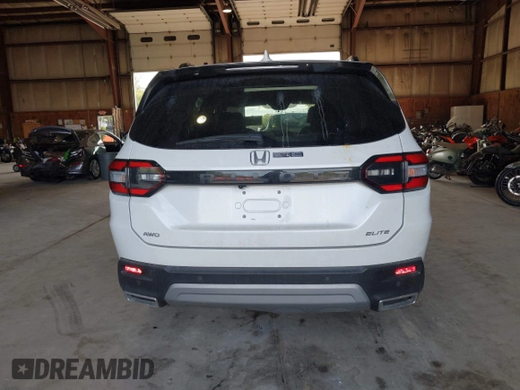 2023 Honda Pilot Elite with VIN 5FNYG1H85PB055926, listed as a IAAI auction lot 40416361 with 16,121 mi miles. Bid and sale history available at carsss.com. Image 16.