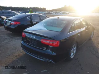 2012 Audi A6 Prestige z VIN WAUHGAFC0CN076036, wystawiony jako IAAI lot #41409687 z przebiegiem 54 601 mil mil oraz . Historia ofert i sprzedaży dostępna na DreamBid. Obrazek 4.