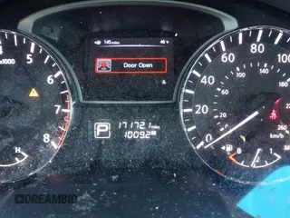 2013 Nissan Altima SV with VIN 1N4AL3AP7DC112135, listed as a IAAI auction lot 41720386 with 171,721 mi miles and . Bid and sale history available at carsss.com. Image 16.