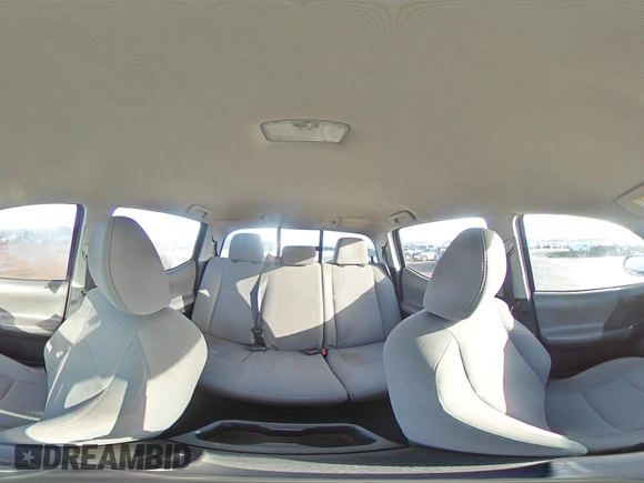 2017 Toyota Tacoma SR z VIN 5TFAX5GN8HX087468, wystawiony jako Copart lot #49354265 z przebiegiem 156 991 mil mil oraz Szkoda całkowita • Salvage title. Historia ofert i sprzedaży dostępna na DreamBid. Obrazek 13.