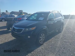 2011 Kia Sorento LX with VIN 5XYKTCA14BG079081, listed as a IAAI auction lot 42159278 with 224,639 mi miles. Bid and sale history available at carsss.com. Image 2.