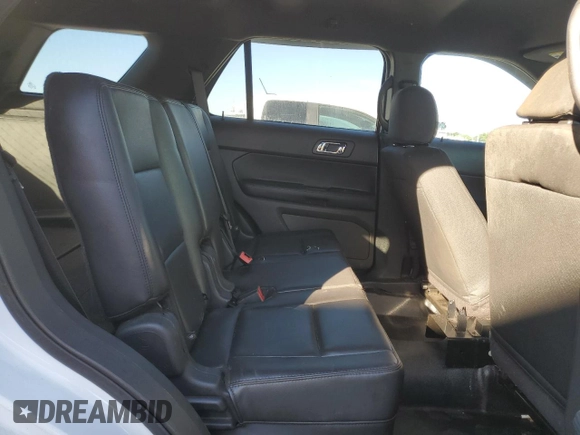 2015 Ford Utility Police Interceptor with VIN 1FM5K8AR7FGC26673, listed as a Copart auction lot 89396895 with 62,018 mi miles and Salvage Title. Bid and sale history available at carsss.com. Image 11.
