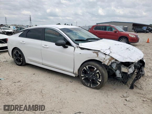 2024 Kia K5 GT-Line z VIN 5XXG64J20RG240827, wystawiony jako Copart lot #57462095 z przebiegiem 50 525 mil mil oraz Szkoda całkowita • Salvage title. Historia ofert i sprzedaży dostępna na DreamBid. Obrazek 4.