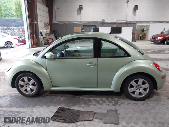 2007 Volkswagen Beetle с VIN 3VWRG31C47M511096, выставлен на аукционе IAAI как лот 42236158 с пробегом 130 880 миль миль и . История ставок и продаж доступна на DreamBid. Изображение 14.