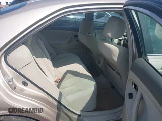 2009 Toyota Camry z VIN 4T1BE46K59U266948, wystawiony jako IAAI lot #42422274 z przebiegiem 206 171 mil mil oraz . Historia ofert i sprzedaży dostępna na DreamBid. Obrazek 8.