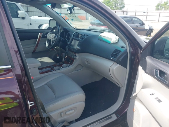 2012 Toyota Highlander Limited с VIN 5TDYK3EH5CS072729, выставлен на аукционе IAAI как лот 42098412 с пробегом 168 117 миль миль и . История ставок и продаж доступна на DreamBid. Изображение 5.