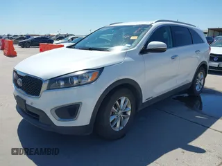 2016 Kia Sorento LX z VIN 5XYPGDA50GG141084, wystawiony jako IAAI lot #41848617 z przebiegiem 102 576 mil mil oraz . Historia ofert i sprzedaży dostępna na DreamBid. Obrazek 18.