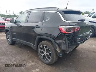 2024 Jeep Compass Limited with VIN 3C4NJDCN9RT151212, listed as a IAAI auction lot 42424870 with 19,032 mi miles and . Bid and sale history available at DreamBid. Image 3.