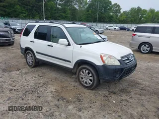 2005 Honda CR-V EX z VIN SHSRD78835U343353, wystawiony jako IAAI lot #42426242 z przebiegiem Nie podano mil oraz . Historia ofert i sprzedaży dostępna na DreamBid. Obrazek 1.