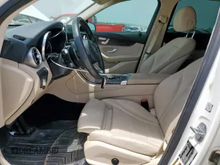 2019 Mercedes-Benz GLC 300 z VIN WDC0G4JB1K1004858, wystawiony jako Copart lot #56988185 z przebiegiem 46 328 mil mil oraz Szkoda całkowita • Salvage title. Historia ofert i sprzedaży dostępna na DreamBid. Obrazek 7.