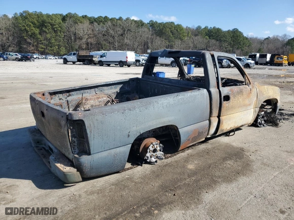 2002 Chevrolet Silverado 1500 LS with VIN 1GCEC14V02Z185478, listed as a Copart auction lot 43778515 with 0 mi miles and Salvage Title. Bid and sale history available at carsss.com. Image 3.