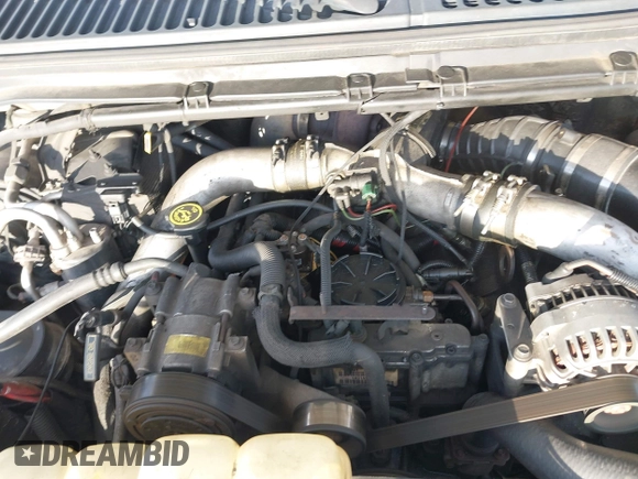 2001 Ford Super Duty F-250 XL with VIN 1FTNX21F91EA15553, listed as a IAAI auction lot 41759332 with 234,023 mi miles. Bid and sale history available at carsss.com. Image 10.