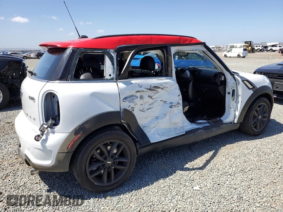 2013 MINI Countryman S ALL4 z VIN WMWZC5C56DWM16296, wystawiony jako Copart lot #56985615 z przebiegiem 63 858 mil mil oraz Szkoda całkowita • Salvage title. Historia ofert i sprzedaży dostępna na DreamBid. Obrazek 3.