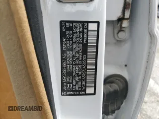 1990 Mercedes-Benz 560 z VIN WDBCA39E7LA505105, wystawiony jako Copart lot #58875015 z przebiegiem 88 261 mil mil oraz Szkoda całkowita • Salvage title. Historia ofert i sprzedaży dostępna na DreamBid. Obrazek 12.