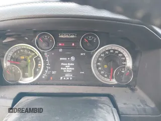 2018 Ram 2500 Laramie with VIN 3C6UR5FJXJG253495, listed as a IAAI auction lot 41084906 with 82,614 mi miles. Bid and sale history available at carsss.com. Image 7.