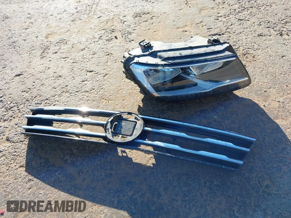2021 Volkswagen Tiguan SE z VIN 3VV3B7AX0MM080853, wystawiony jako IAAI lot #42406539 z przebiegiem 73 295 mil mil oraz . Historia ofert i sprzedaży dostępna na DreamBid. Obrazek 12.