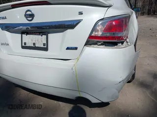 2014 Nissan Altima S with VIN 1N4AL3AP8EN383811, listed as a IAAI auction lot 41897220 with 109,839 mi miles and . Bid and sale history available at DreamBid. Image 12.