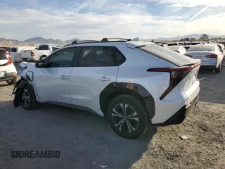 2024 Toyota bZ4X XLE z VIN JTMABACA1RA084605, wystawiony jako Copart lot #47979375 z przebiegiem 5 236 mil mil oraz Szkoda całkowita • Salvage title. Historia ofert i sprzedaży dostępna na DreamBid. Obrazek 2.