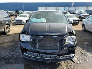 2013 Chrysler Town & Country Limited with VIN 2C4RC1GG1DR766970, listed as a Copart auction lot 48457405 with 183,789 mi miles and Clean Title. Bid and sale history available at carsss.com. Image 5.