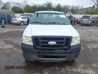 2007 Ford F-150 XL with VIN 1FTRF12207NA87325, listed as a IAAI auction lot 41918907 with 283,681 mi miles. Bid and sale history available at carsss.com. Image 12.