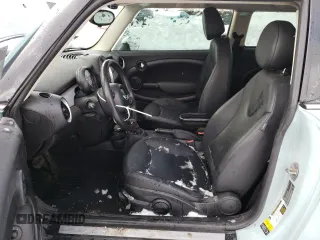 2013 MINI Cooper Hardtop with VIN WMWSU3C59DT685932, listed as a Copart auction lot 44947165 with 134,350 mi miles and Salvage Title. Bid and sale history available at carsss.com. Image 7.