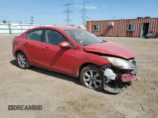 2011 Mazda 3 i Touring z VIN JM1BL1VF8B1473337, wystawiony jako Copart lot #56405565 z przebiegiem Nie podano mil oraz Szkoda całkowita • Salvage title. Historia ofert i sprzedaży dostępna na DreamBid. Obrazek 4.