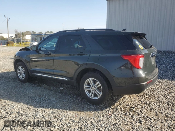 2021 Ford Explorer XLT with VIN 1FMSK8DH8MGC43405, listed as a Copart auction lot 48394945 with 39,442 mi miles and Salvage Title. Bid and sale history available at carsss.com. Image 2.