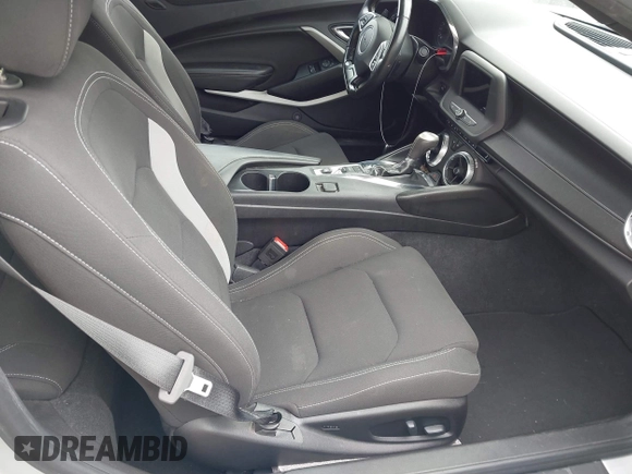 2019 Chevrolet Camaro 1LS with VIN 1G1FB1RX6K0138471, listed as a IAAI auction lot 41726785 with 71,149 mi miles and . Bid and sale history available at carsss.com. Image 5.